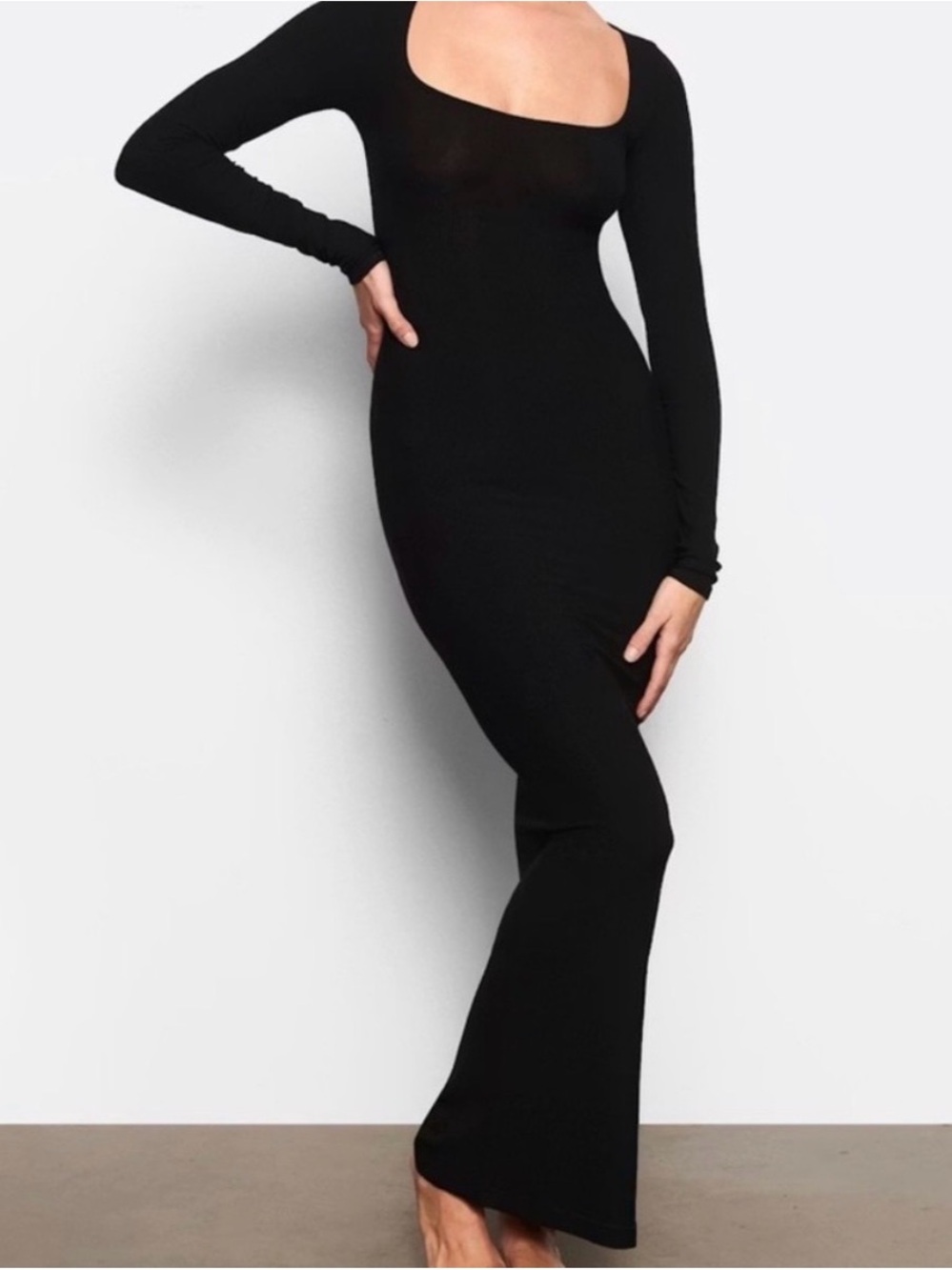 SKIMS Black Long-Sleeve Scoop Neck Maxi Dress XS